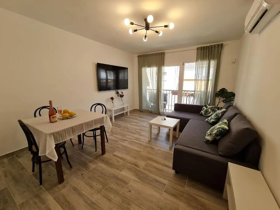 Precioso Apartamento Acondicionado Al Lado Del Mar Calafell Apartment