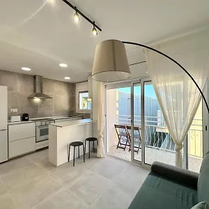 Apartamento Sea Views Sanatori Beach, Barcelona